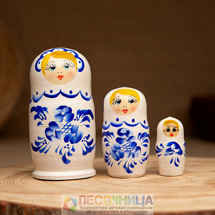 Матрёшка «Гжель», белое платье, 3 кукольная, 9 см