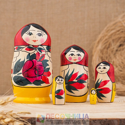 Матрёшка «Лада», красный платок, 5 кукольная, 12 см